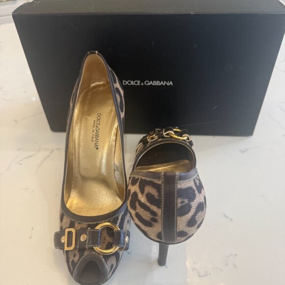 DOLCE & GABBANA  Authentic Leopard Print Buckle Open Toe Pump Heels - Picture 9 of 10